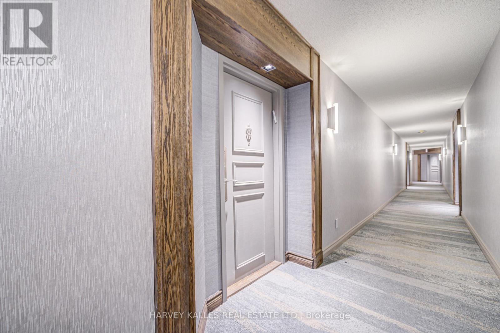 #212 120 PROMENADE CIRCLE - 9
