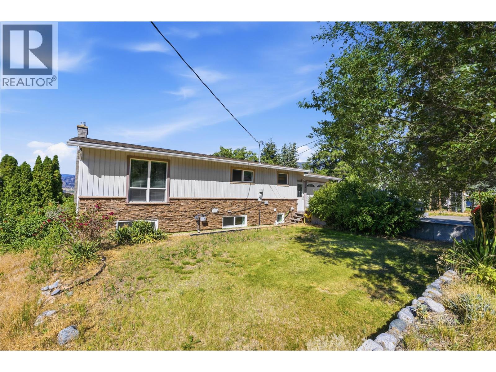 199 Lakehill Road - 1