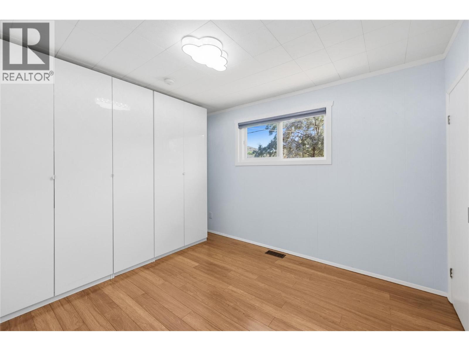 199 Lakehill Road - 29