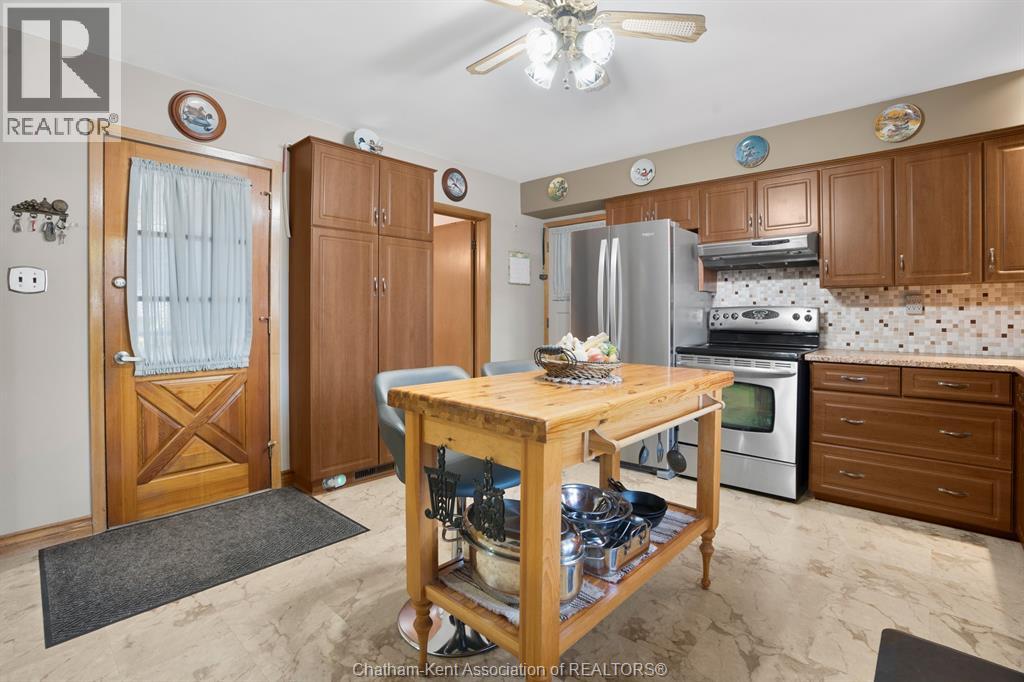 18 WOODLAND AVENUE - 17