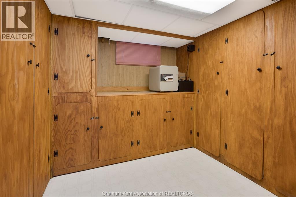 18 WOODLAND AVENUE - 39