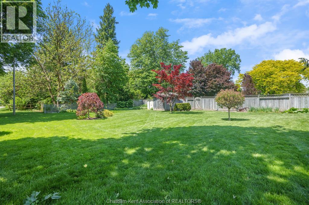 18 WOODLAND AVENUE - 45