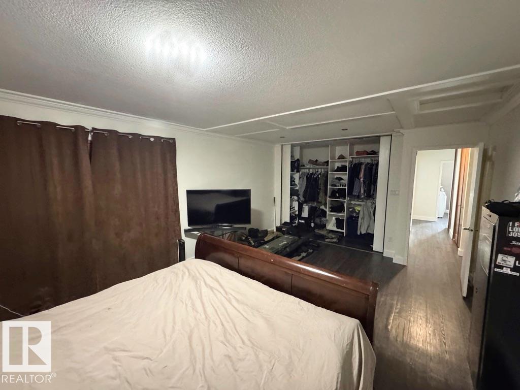 5114 44 AV — photo 7