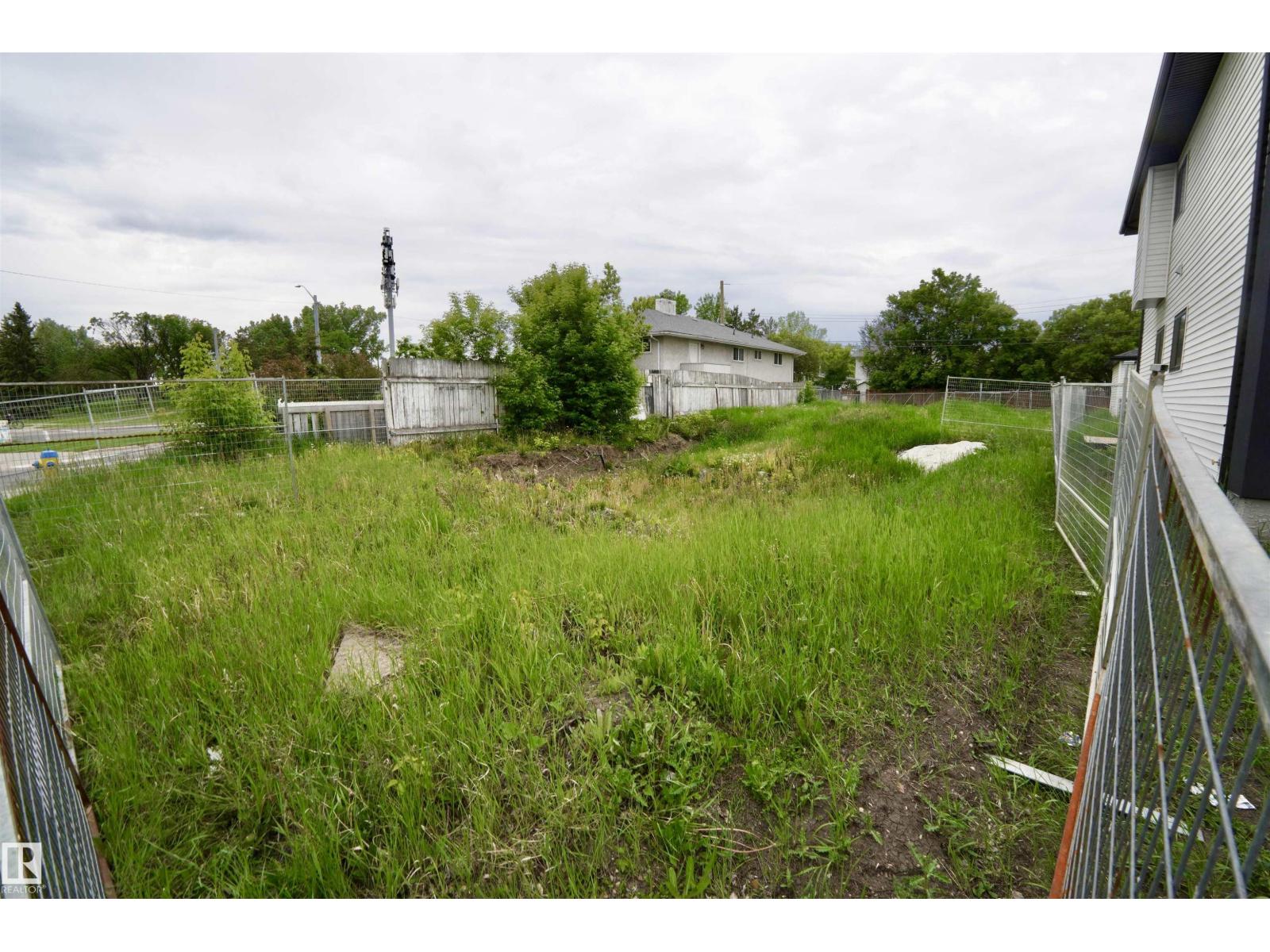 10712 149 ST NW NW - photo 5