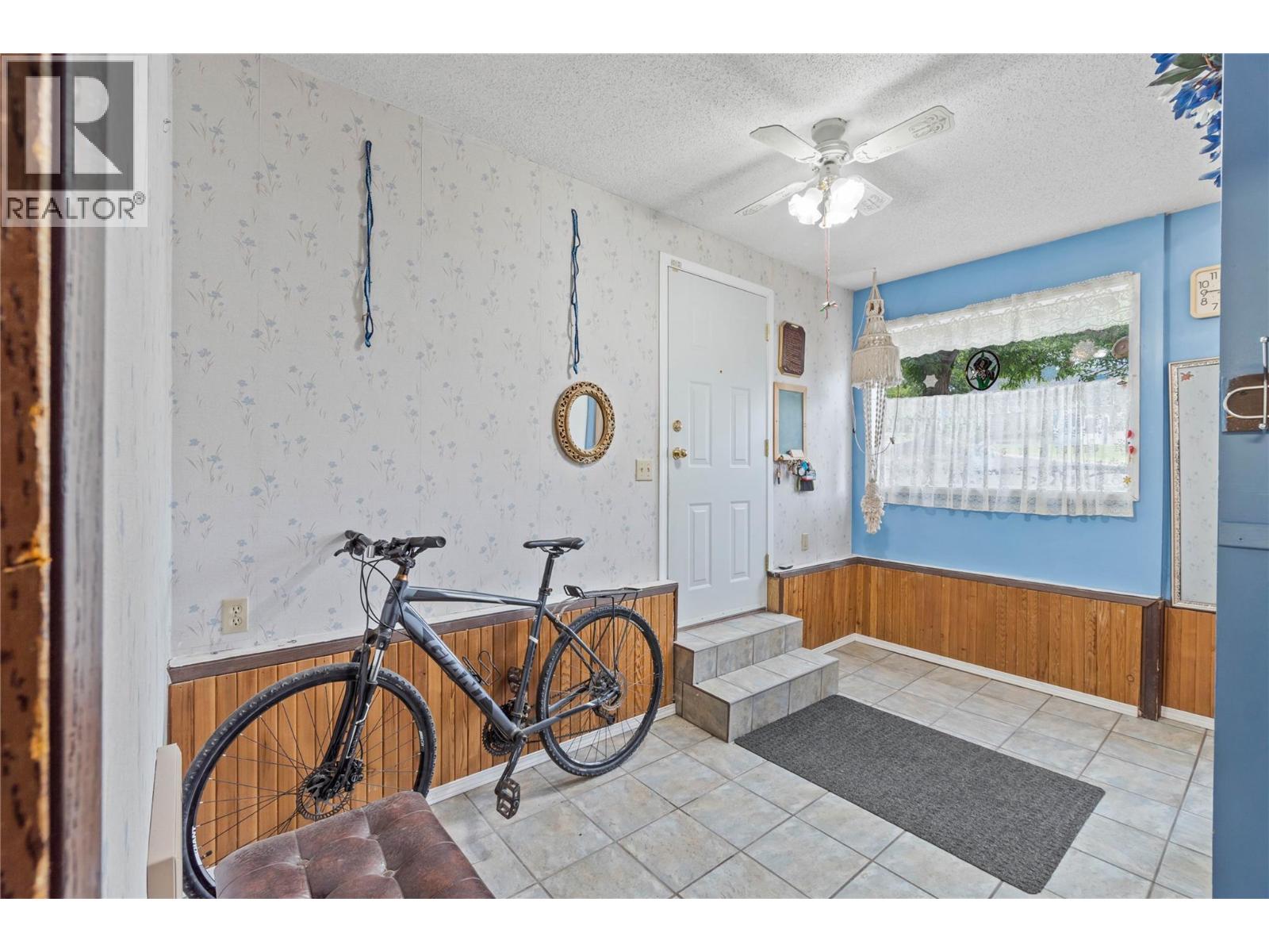 853 ALPINE Terrace - 10