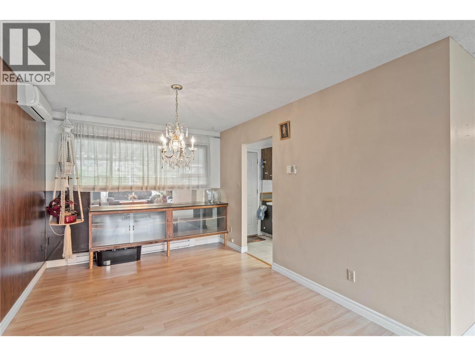 853 ALPINE Terrace - 14