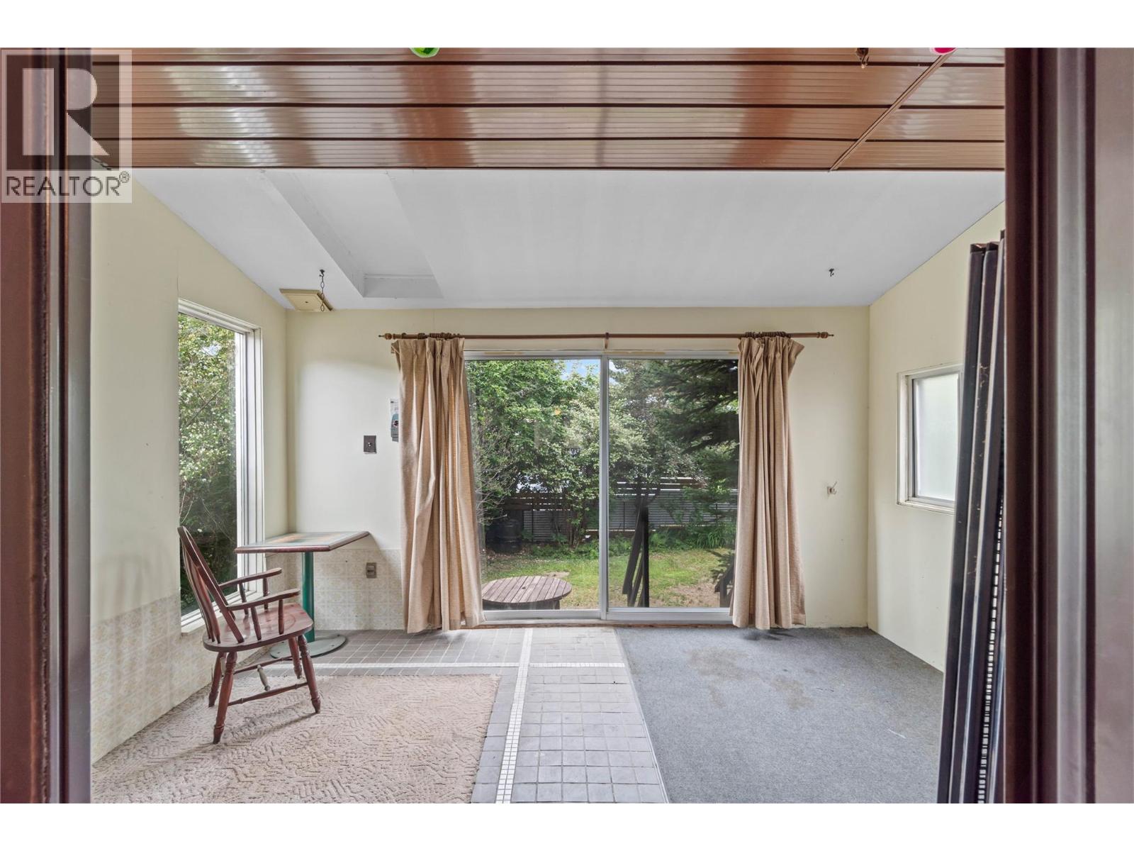 853 ALPINE Terrace - 9