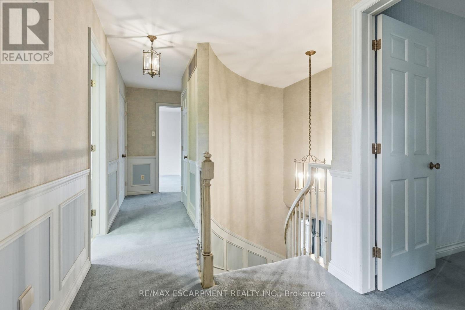 19 VERDUN COURT - 18
