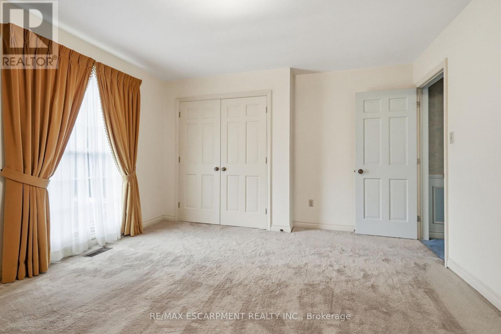 19 VERDUN COURT - 26