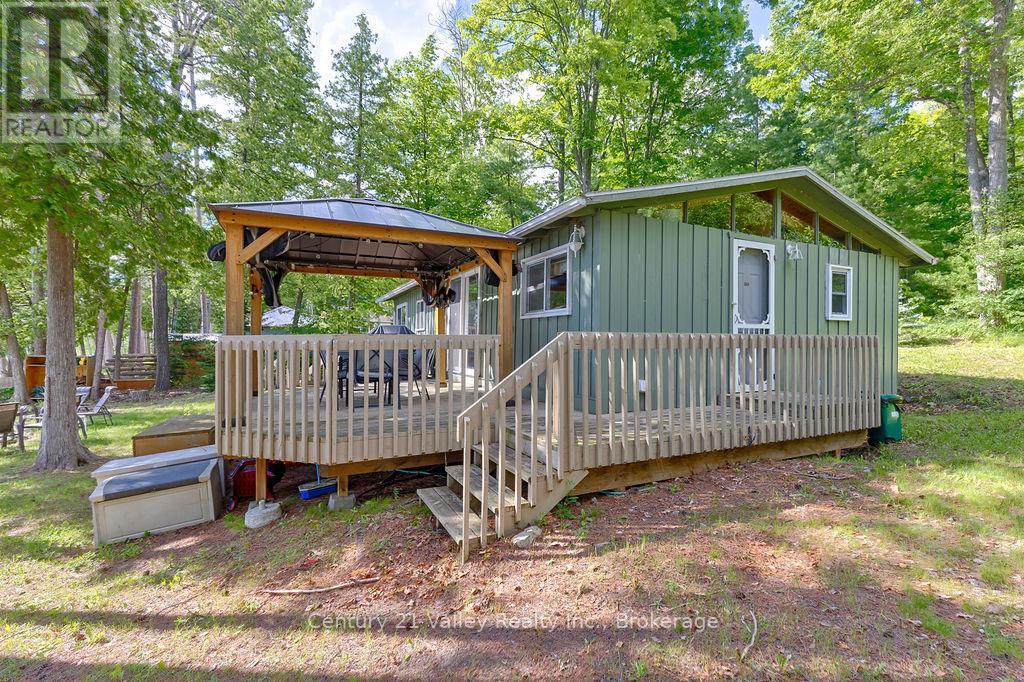 161 MAPLE GROVE LANE - 4