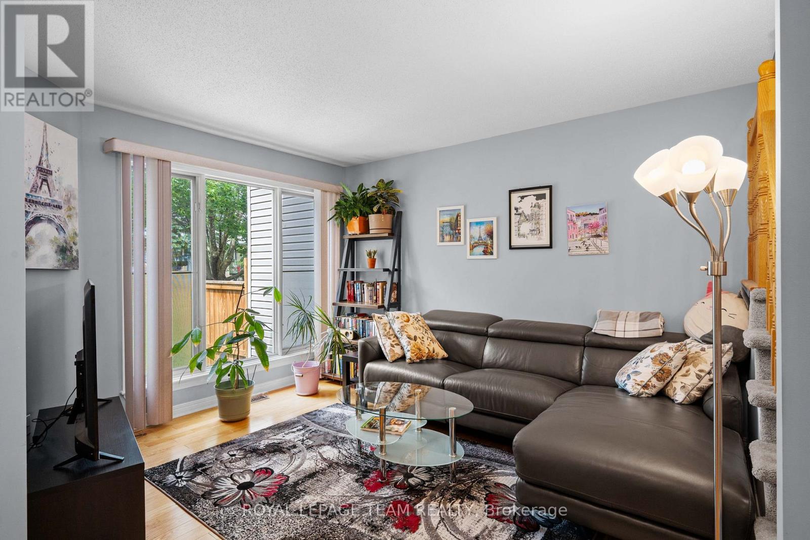 3 Bed, 2 Bath House for Sale in Ottawa – 193 THORNBURY CRESCENT, Ottawa – MLS# X13469698 - Image 10