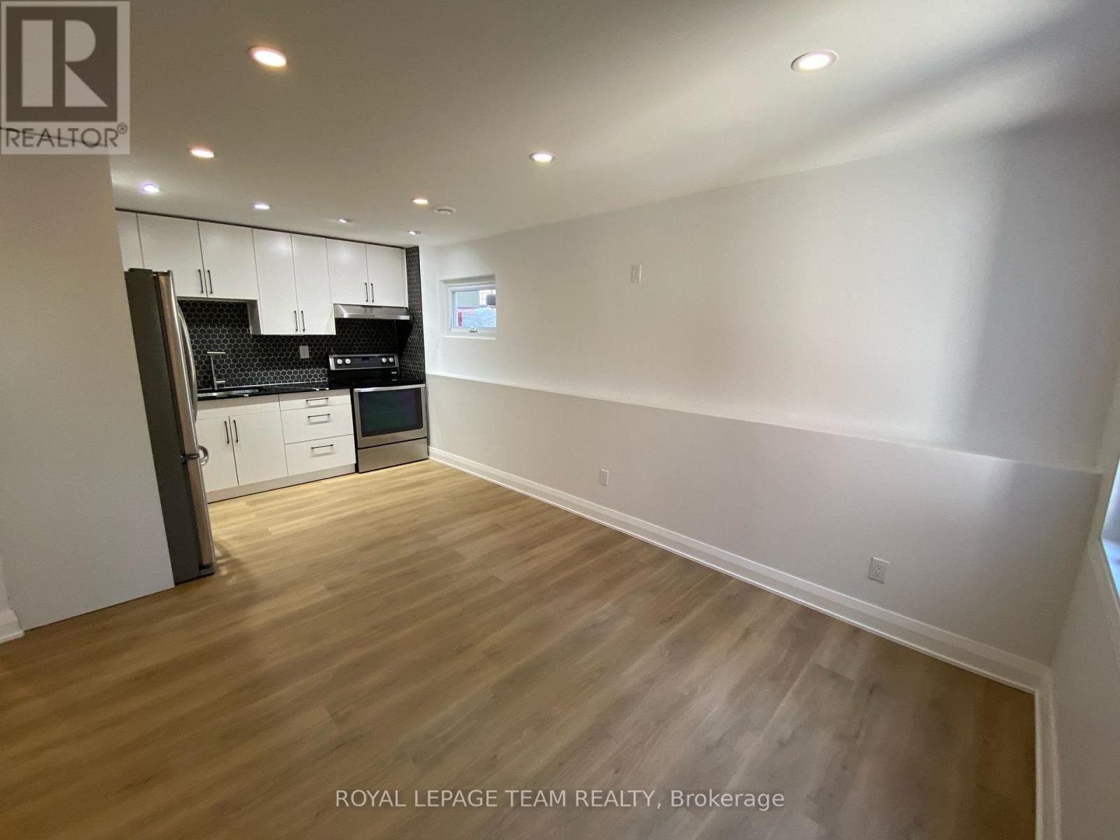 2 Bed, 1 Bath House for Rent in Ottawa – B – 32 HACKETT STREET, Ottawa – MLS# X13469722 - Image 10