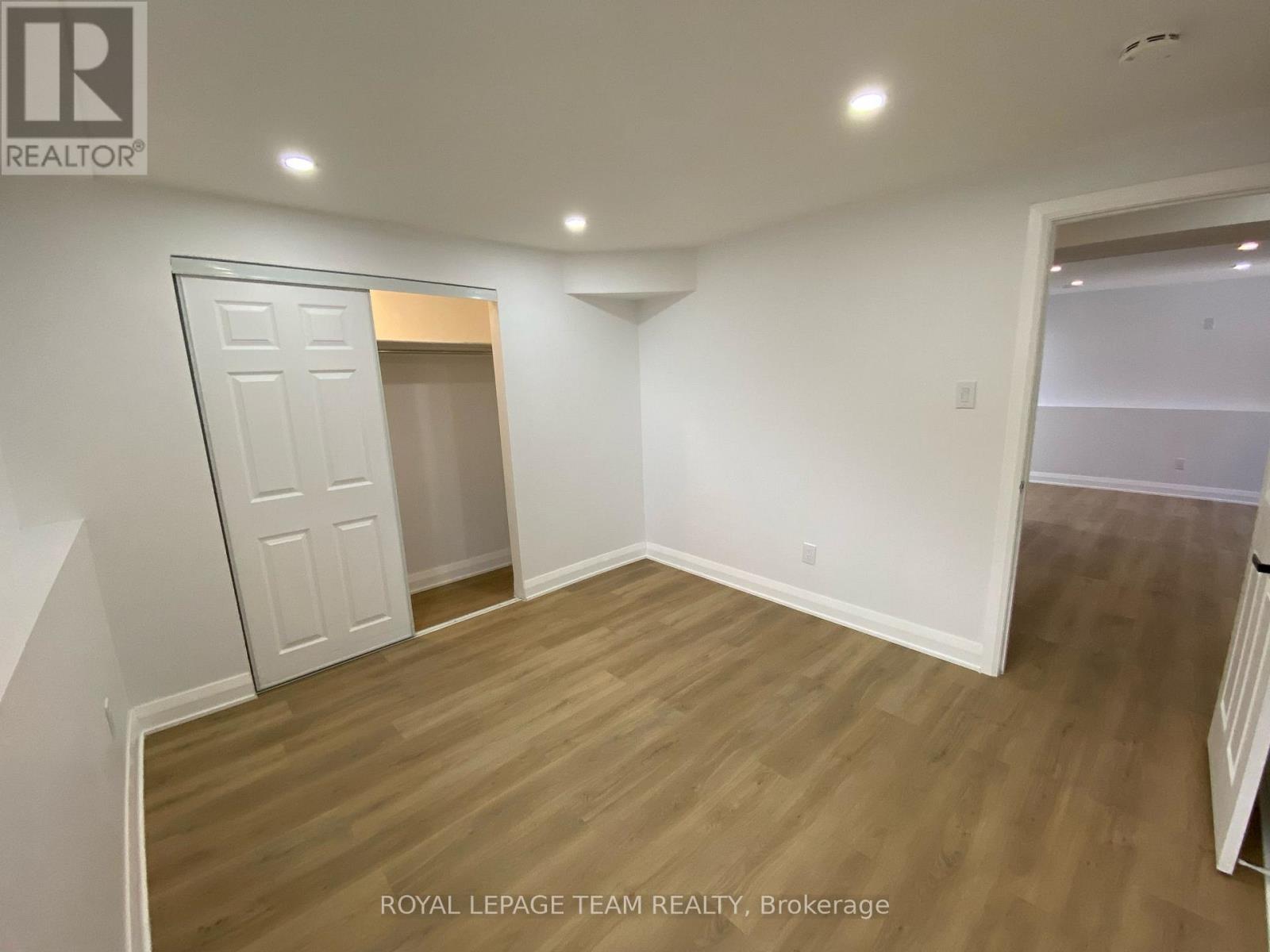 2 Bed, 1 Bath House for Rent in Ottawa – B – 32 HACKETT STREET, Ottawa – MLS# X13469722 - Image 16