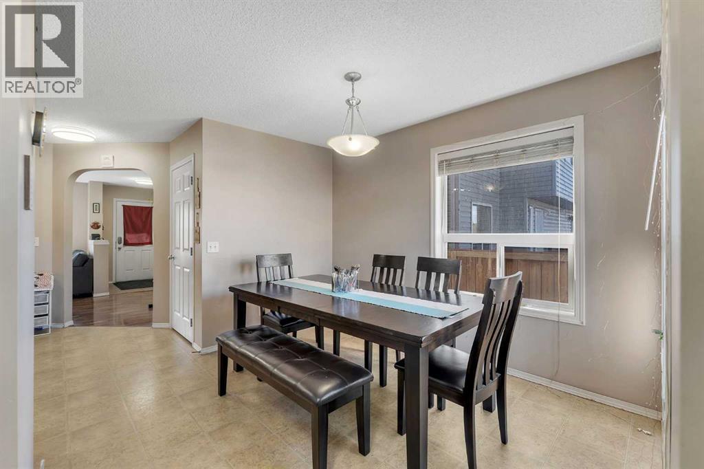 33 Saddlebrook Common NE - 11