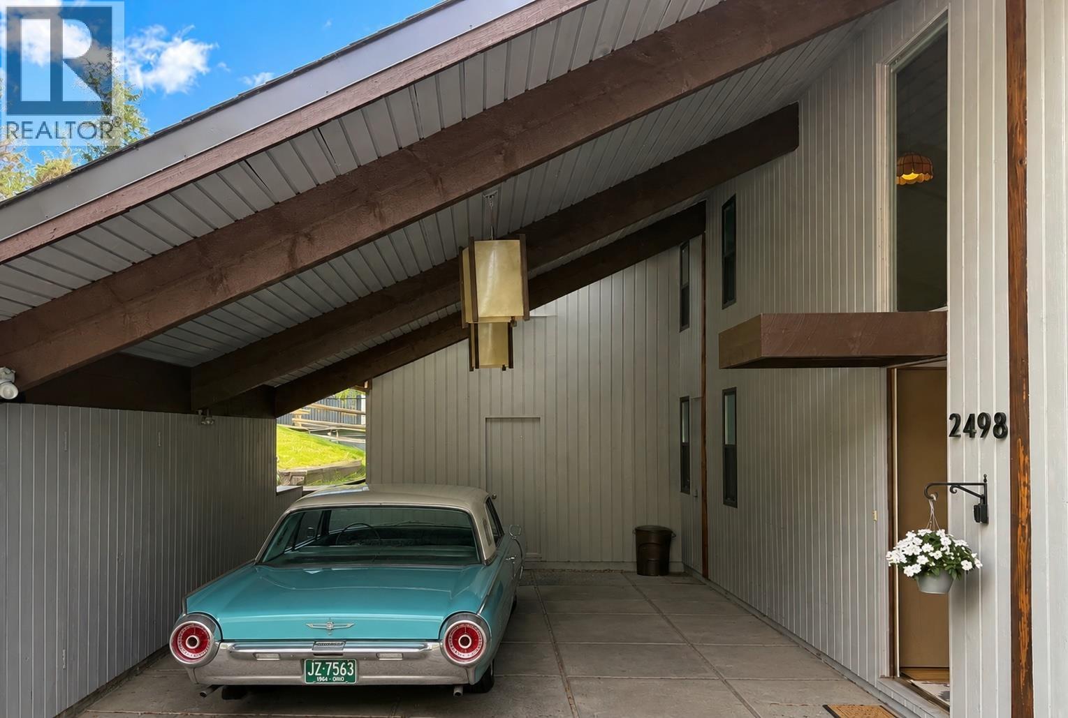 2498 SUTTON Road - photo 2