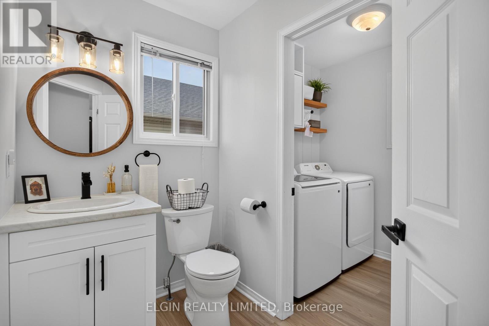 27 COOK CRESCENT - 18