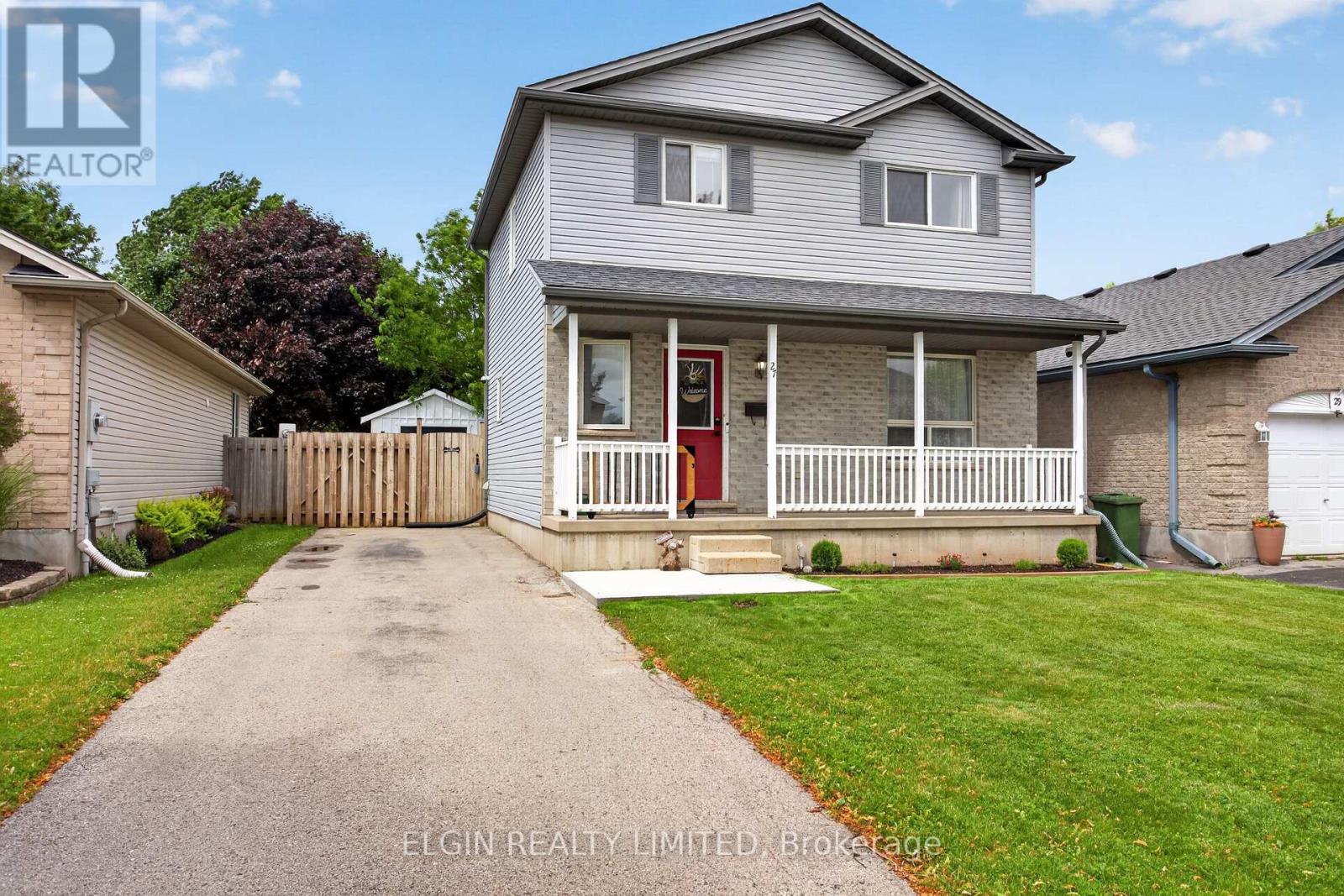 27 COOK CRESCENT - 3