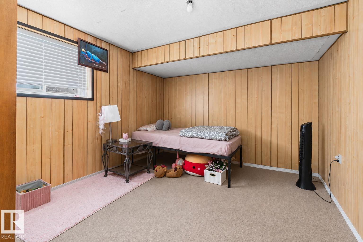 14707 33 ST NW - 35