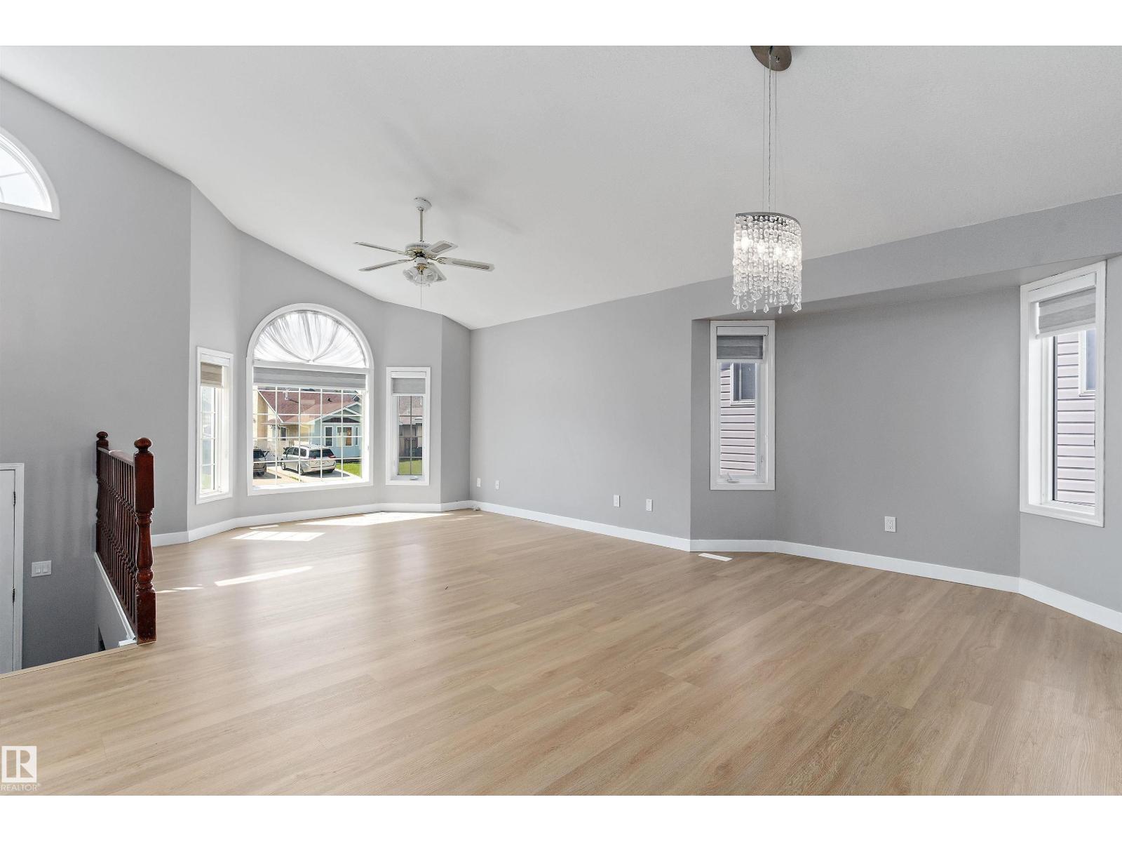 14707 33 ST NW - 7