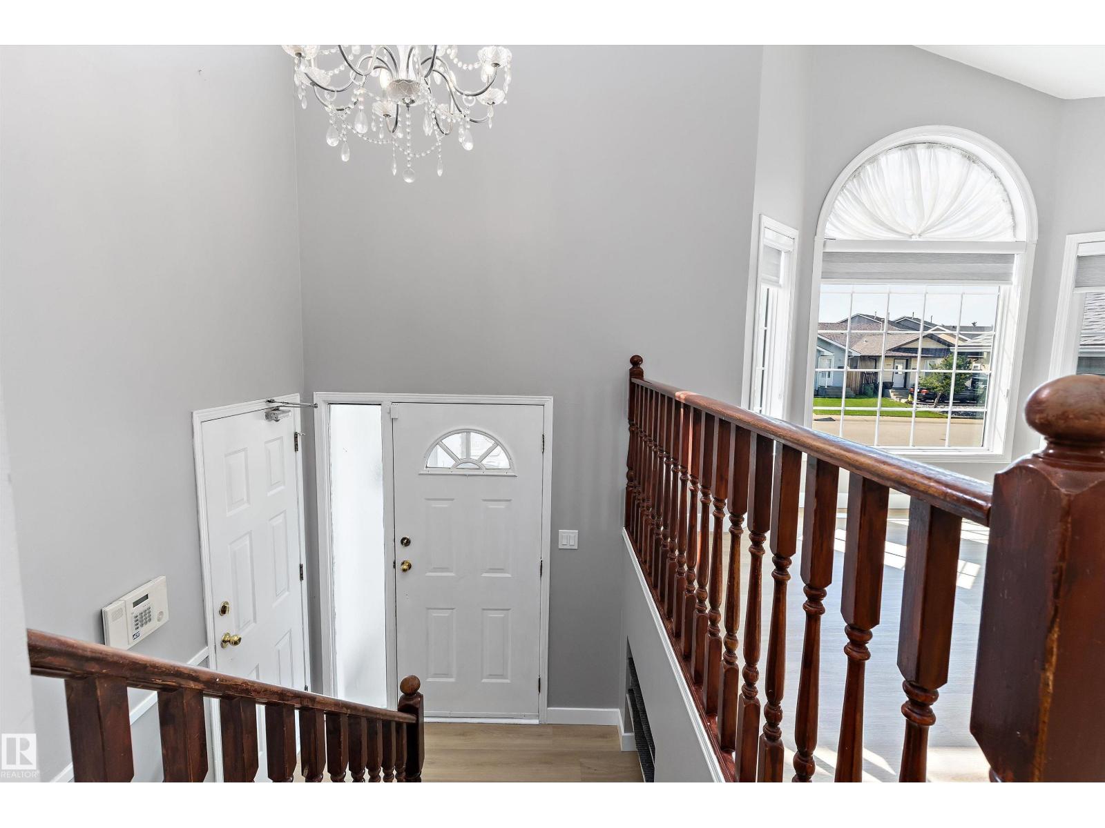 14707 33 ST NW - 3