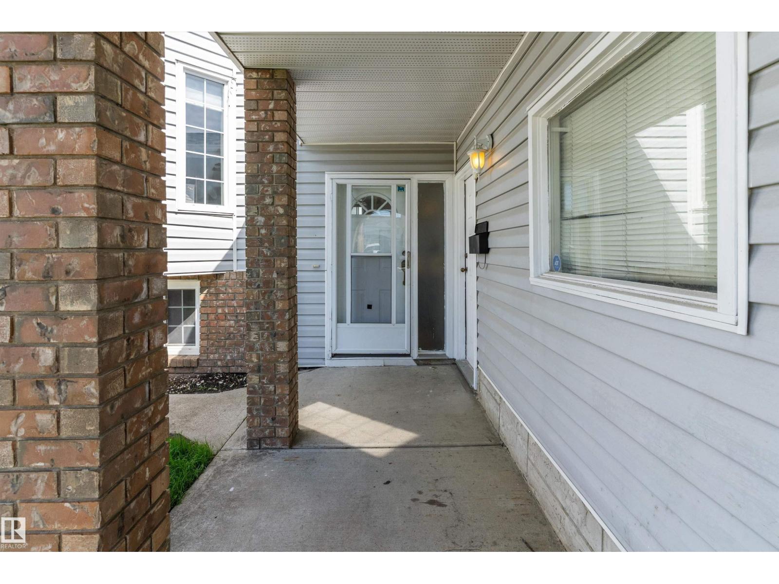 14707 33 ST NW - 2