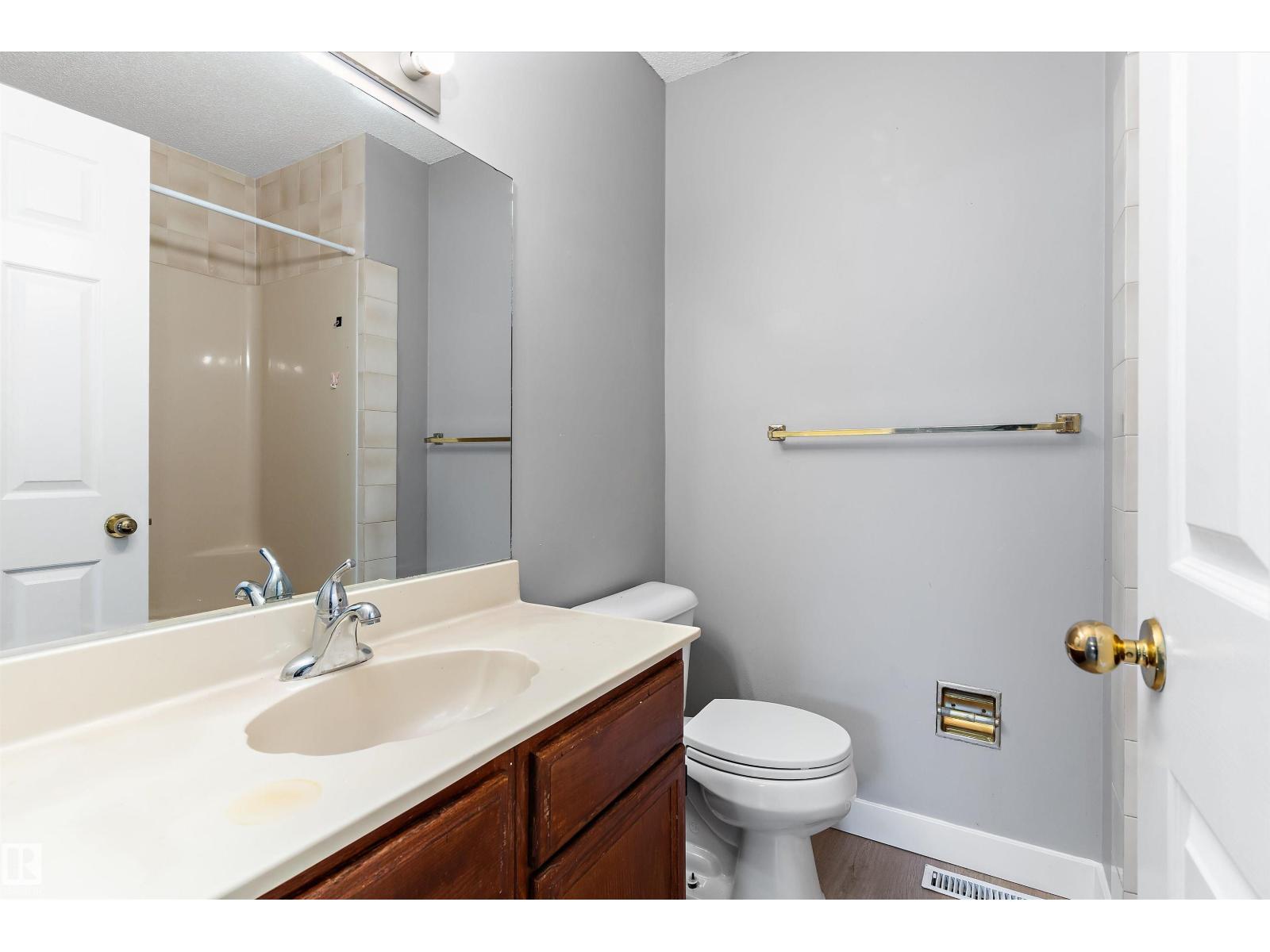 14707 33 ST NW - 27