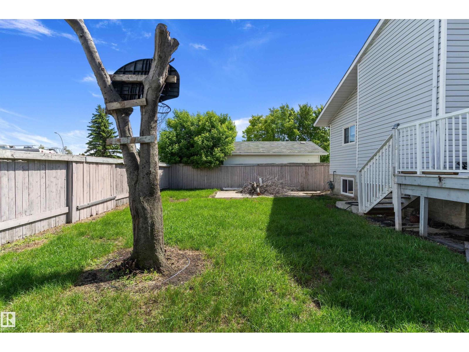 14707 33 ST NW - 48