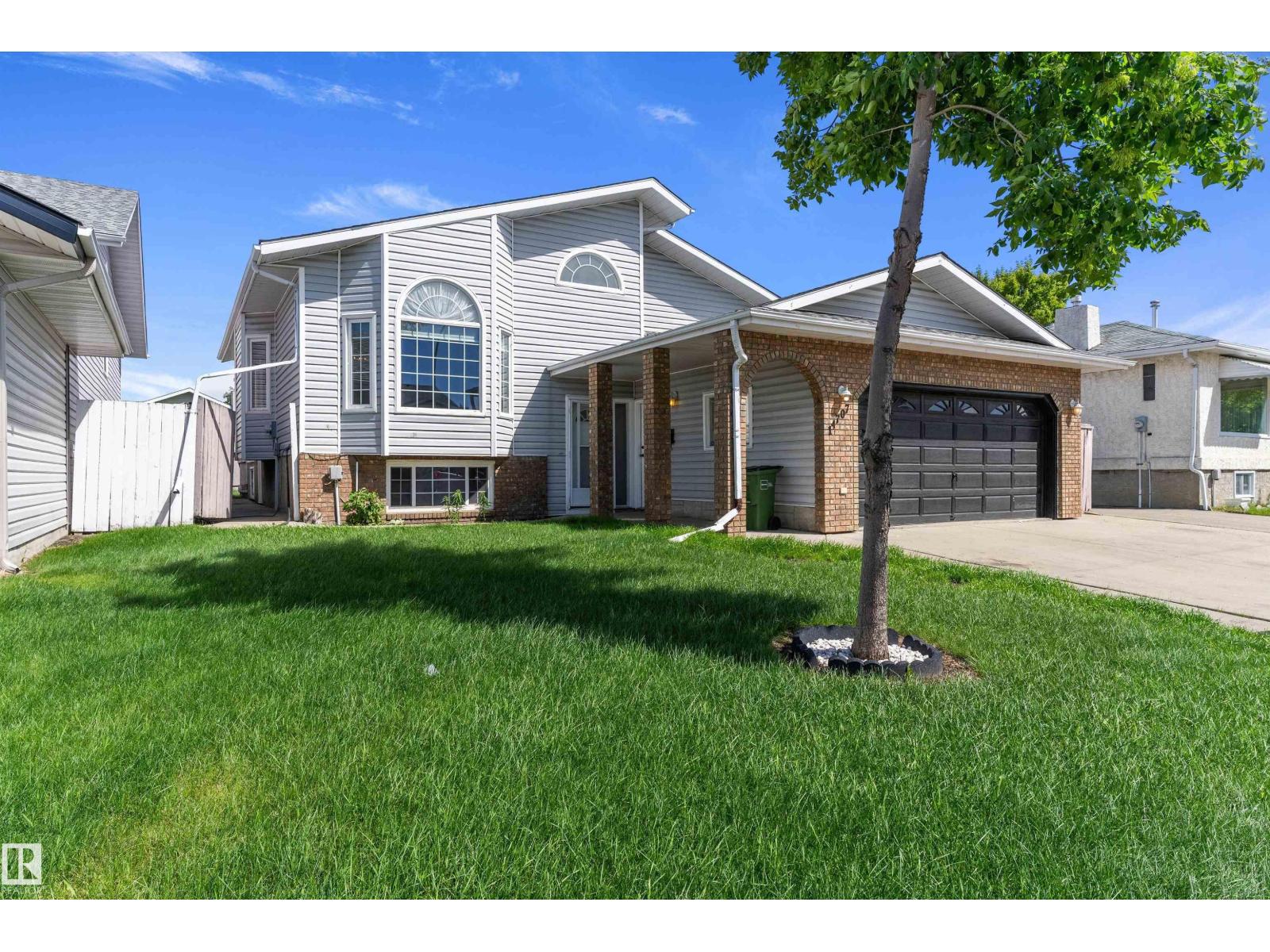 14707 33 ST NW - 1