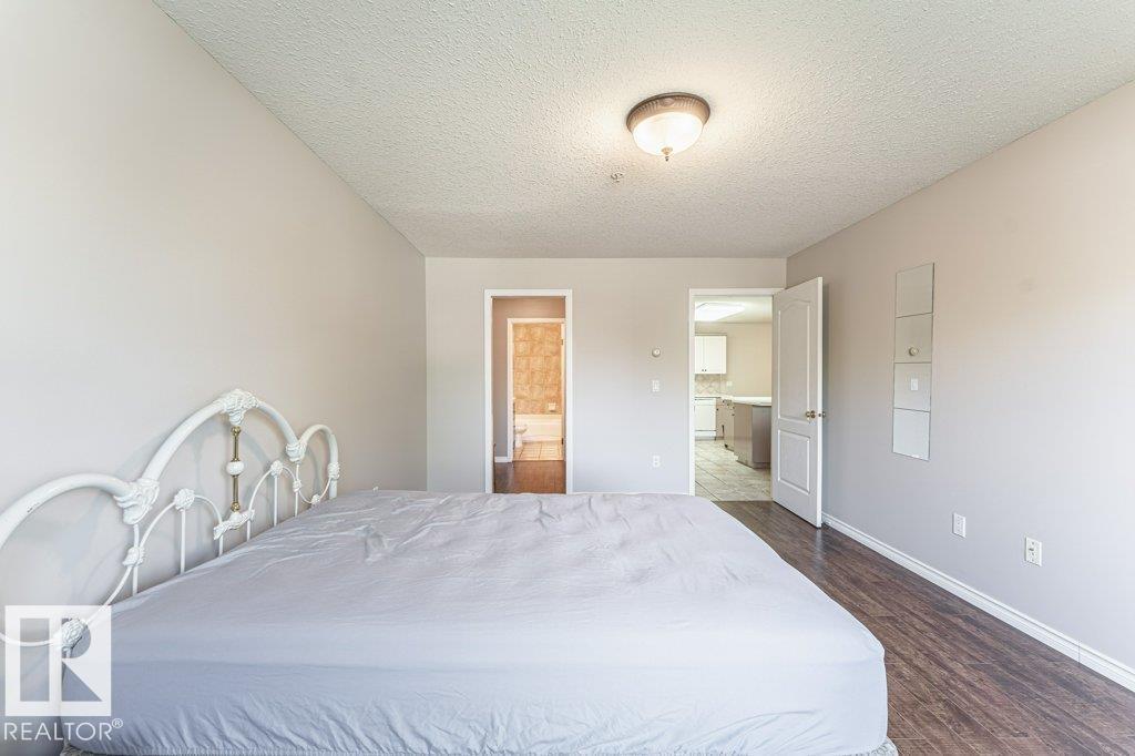 #101 10421 42 AV NW — photo 23