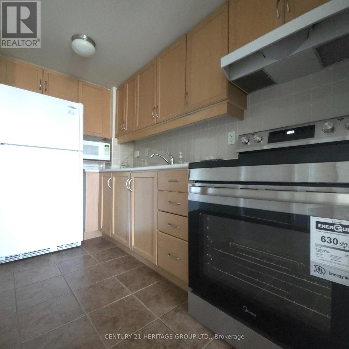 #319 90 SCOTTFIELD DRIVE - 24