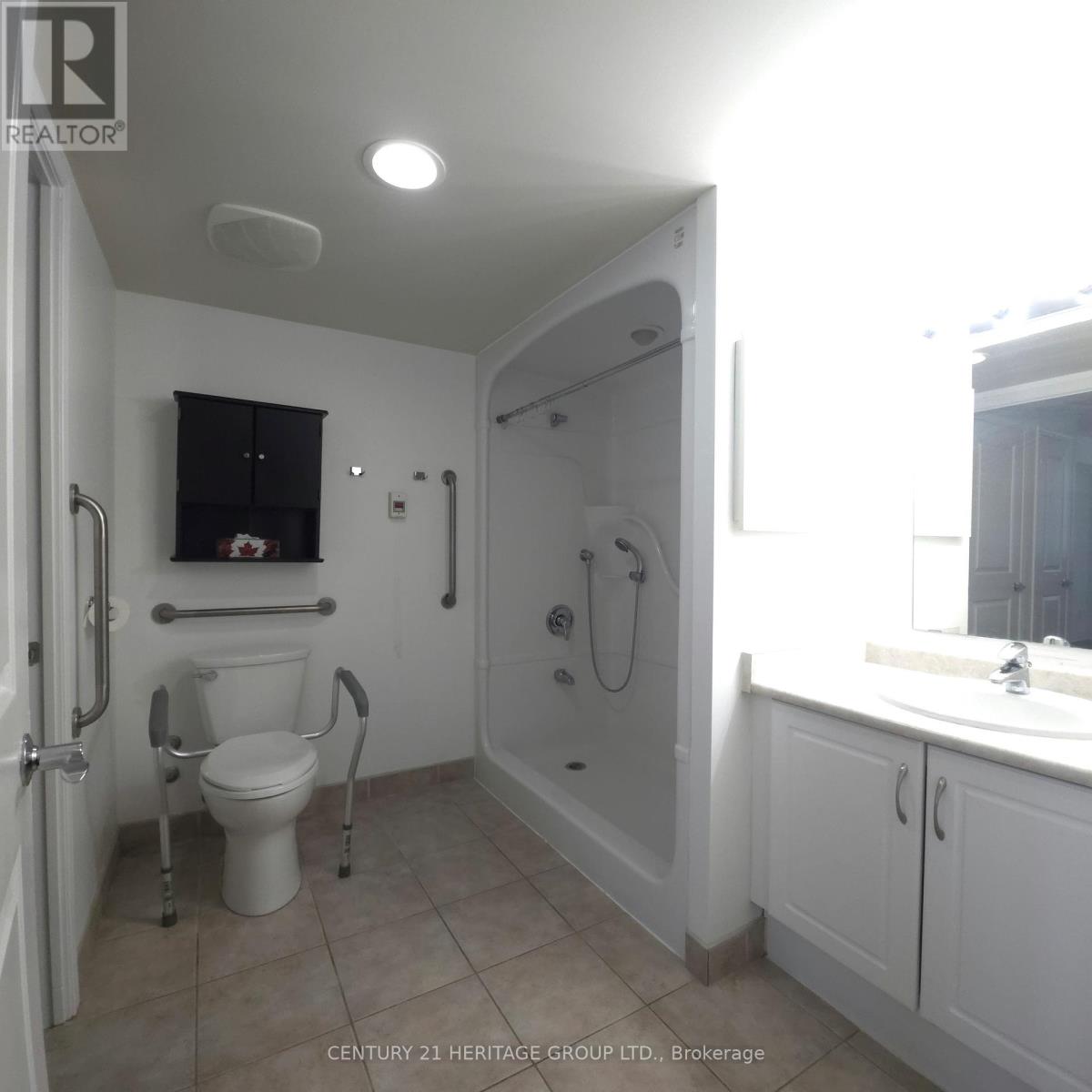 #319 90 SCOTTFIELD DRIVE - 31