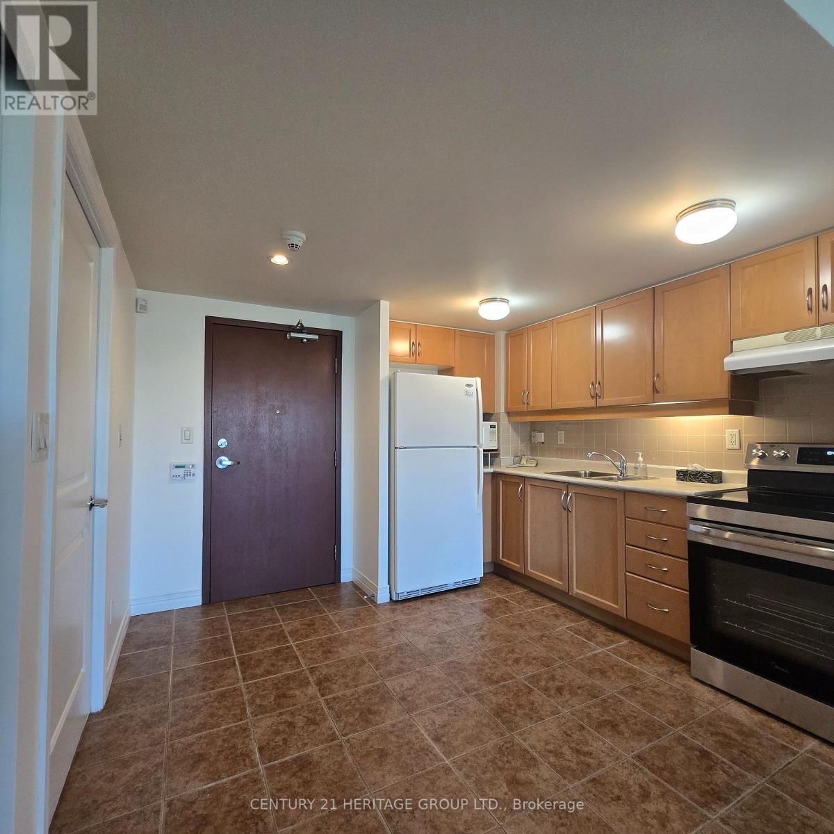 #319 90 SCOTTFIELD DRIVE - 15