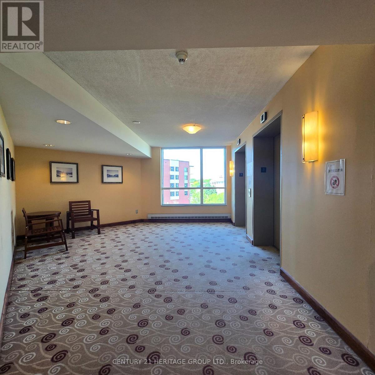 #319 90 SCOTTFIELD DRIVE - 33