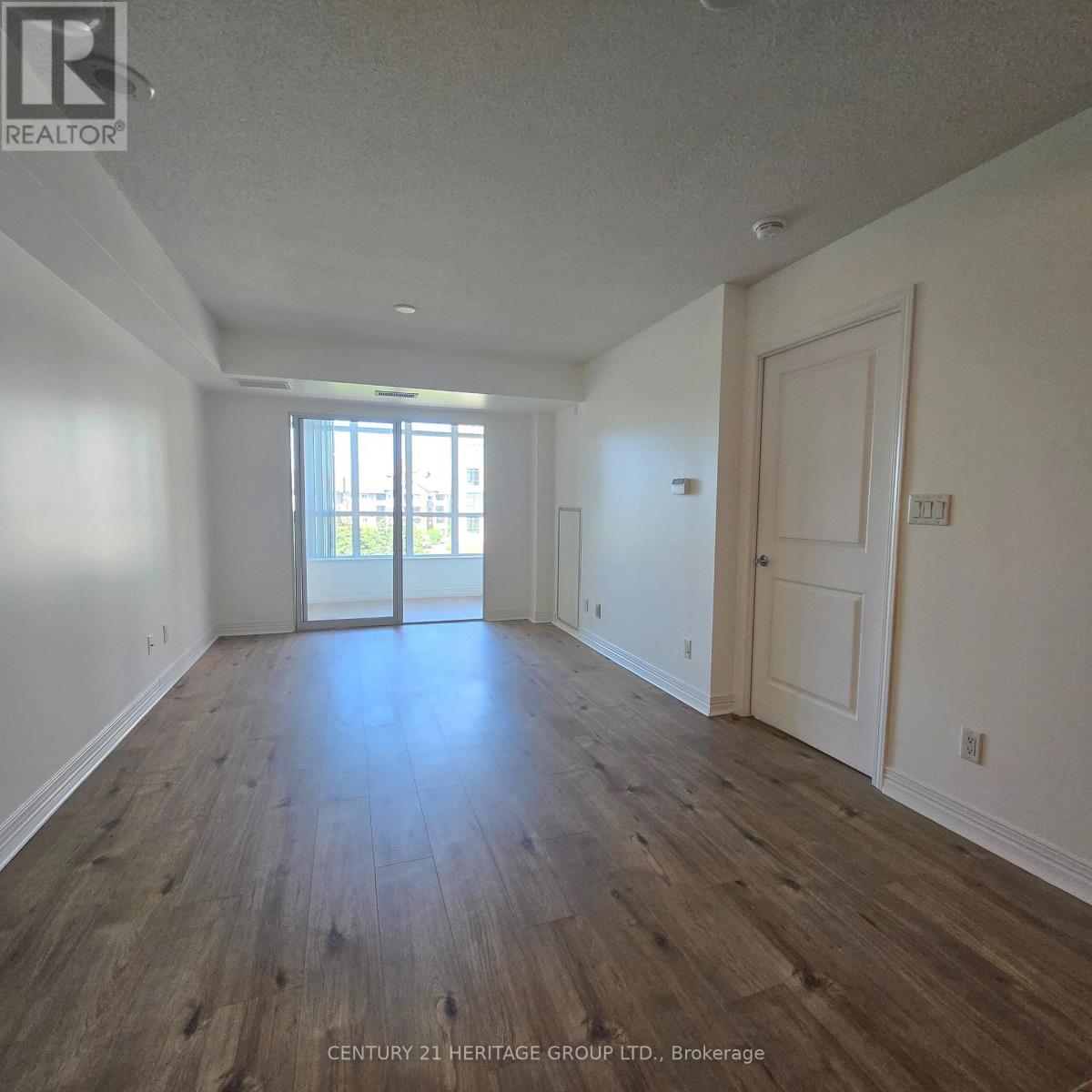 #319 90 SCOTTFIELD DRIVE - 18