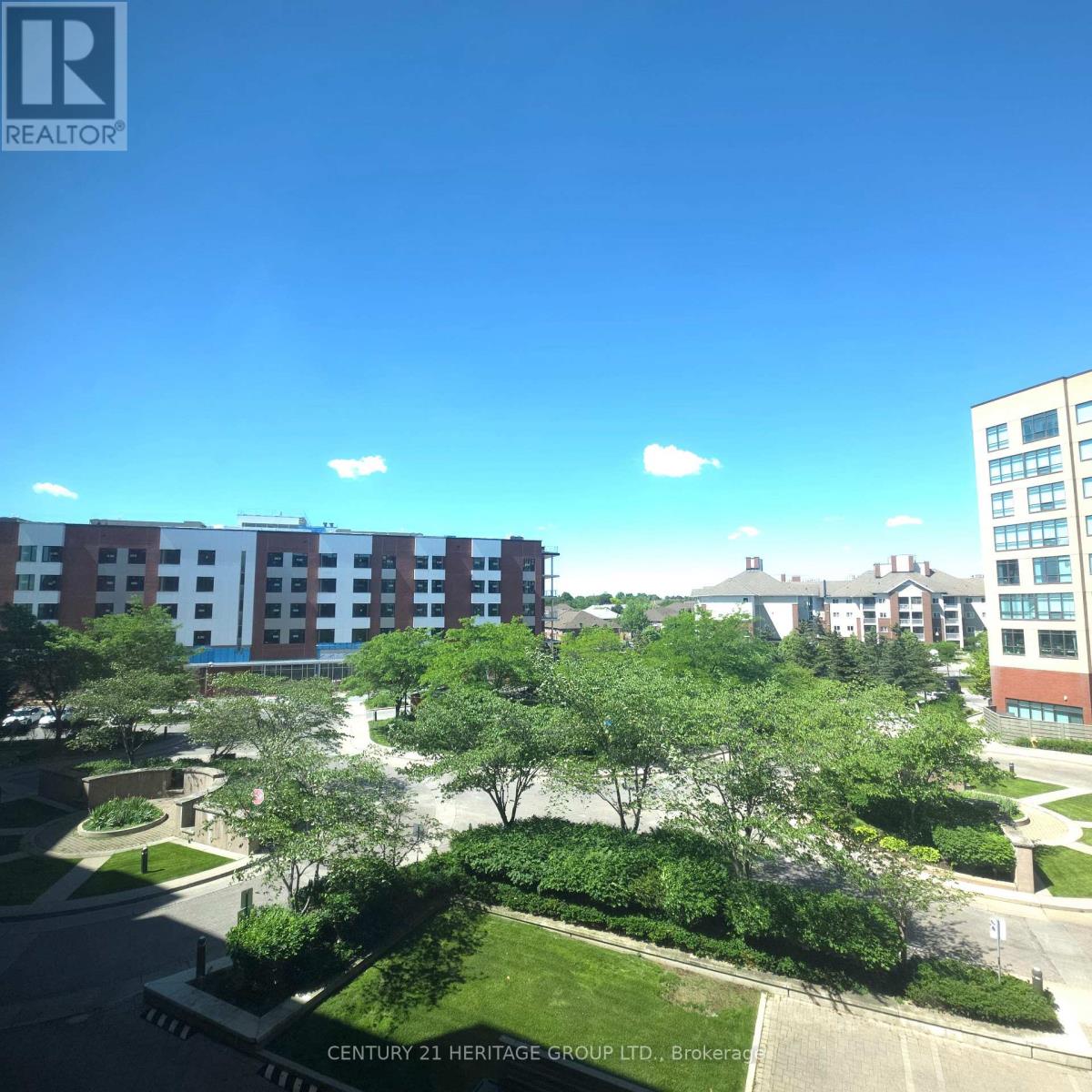 #319 90 SCOTTFIELD DRIVE - 25