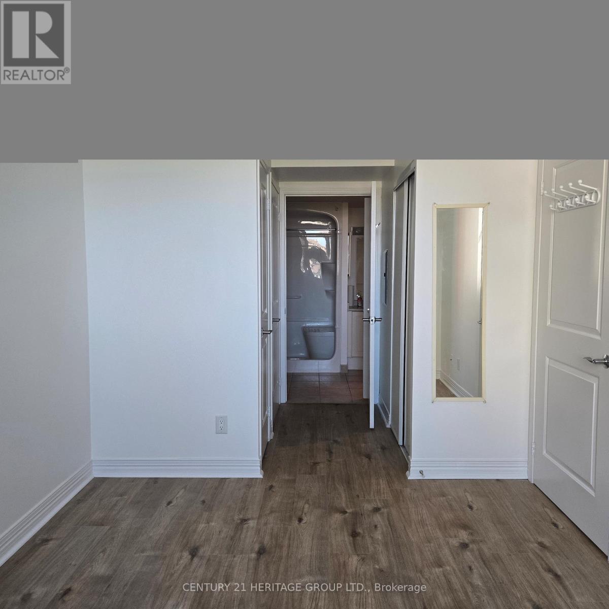 #319 90 SCOTTFIELD DRIVE - 8