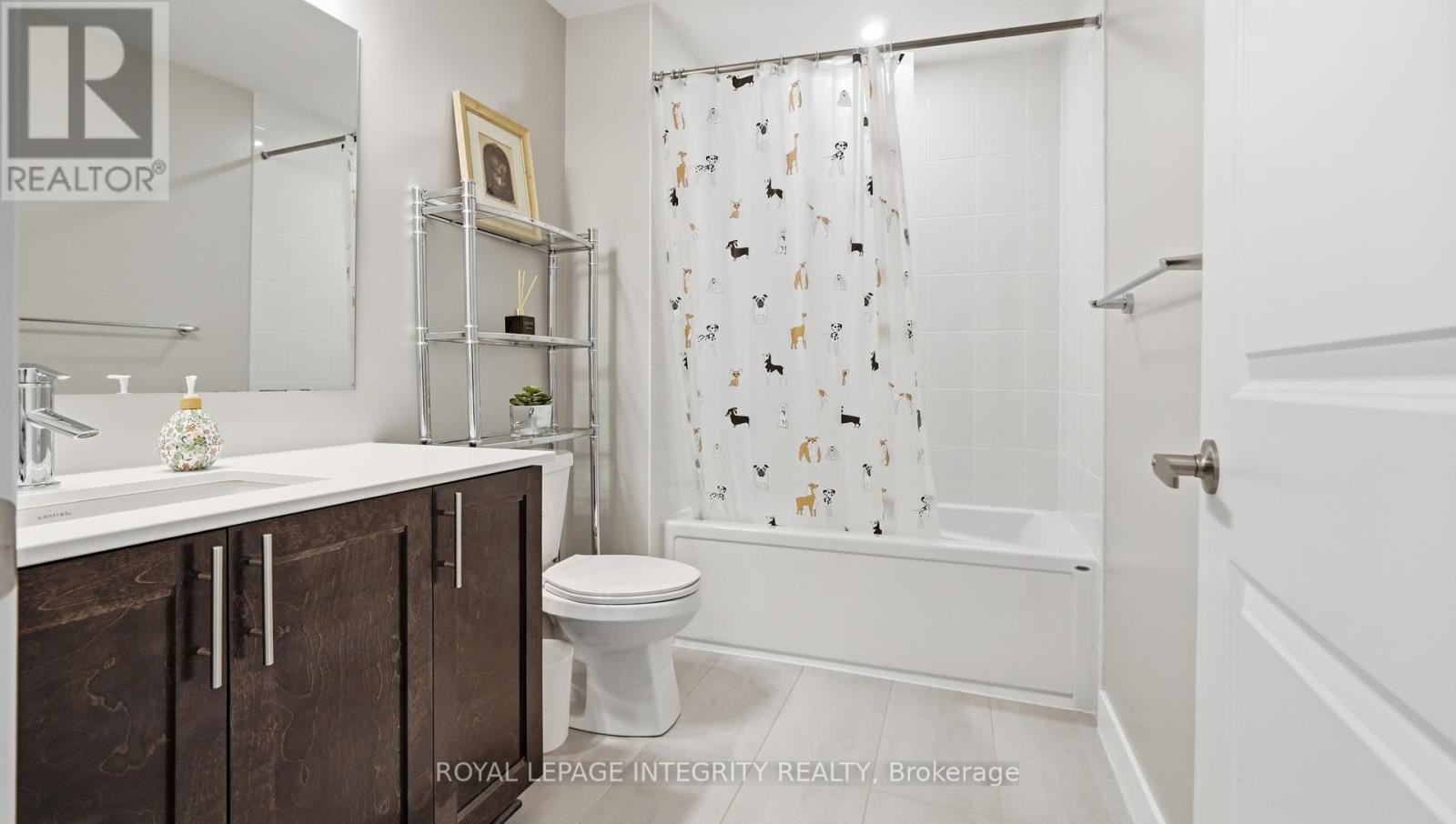 662 PUTNEY CRESCENT - 25
