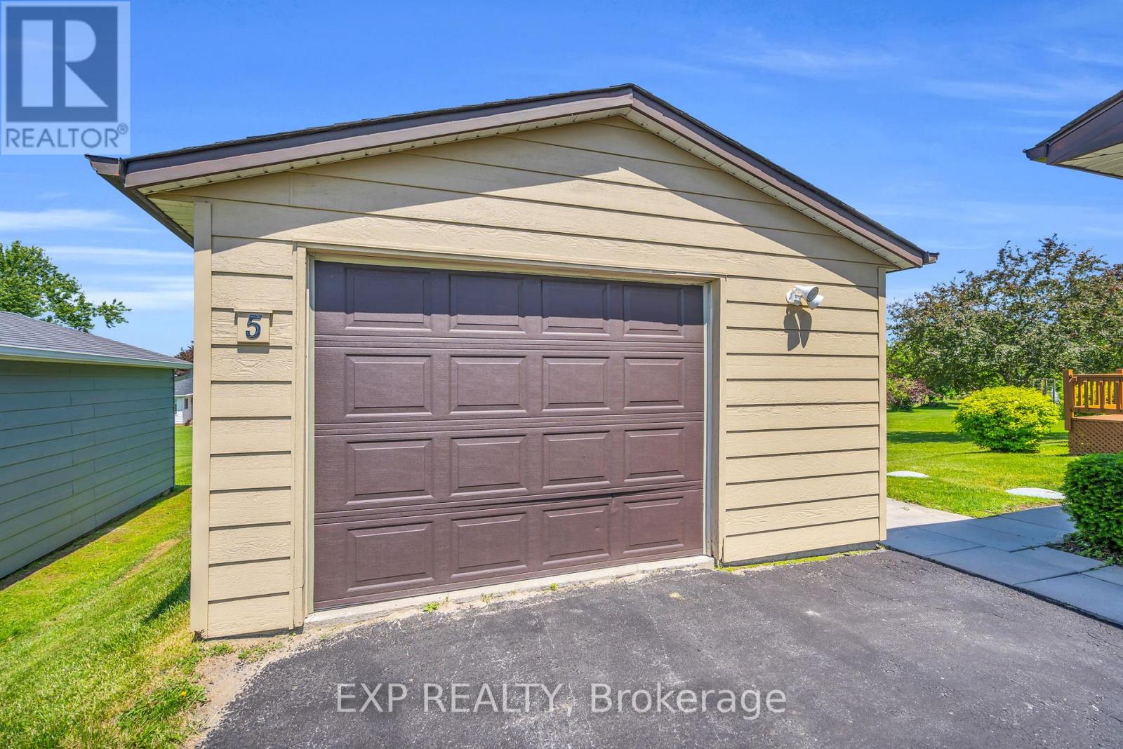 5 INLET COURT - 3