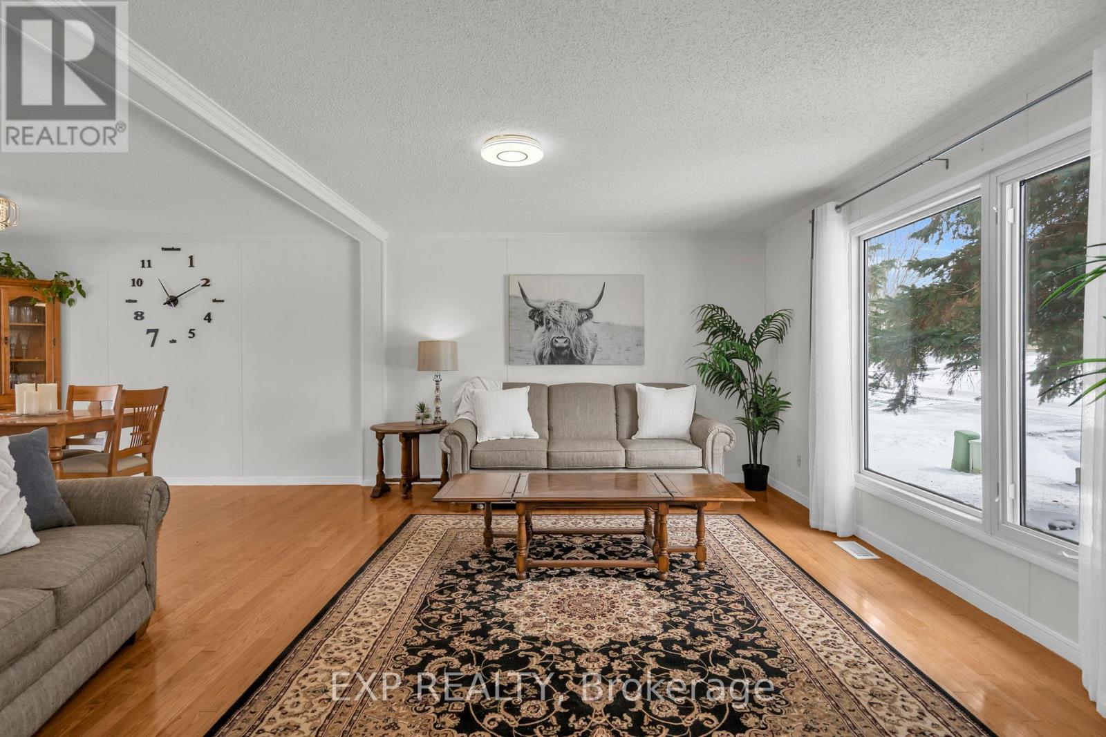 5 INLET COURT - 7
