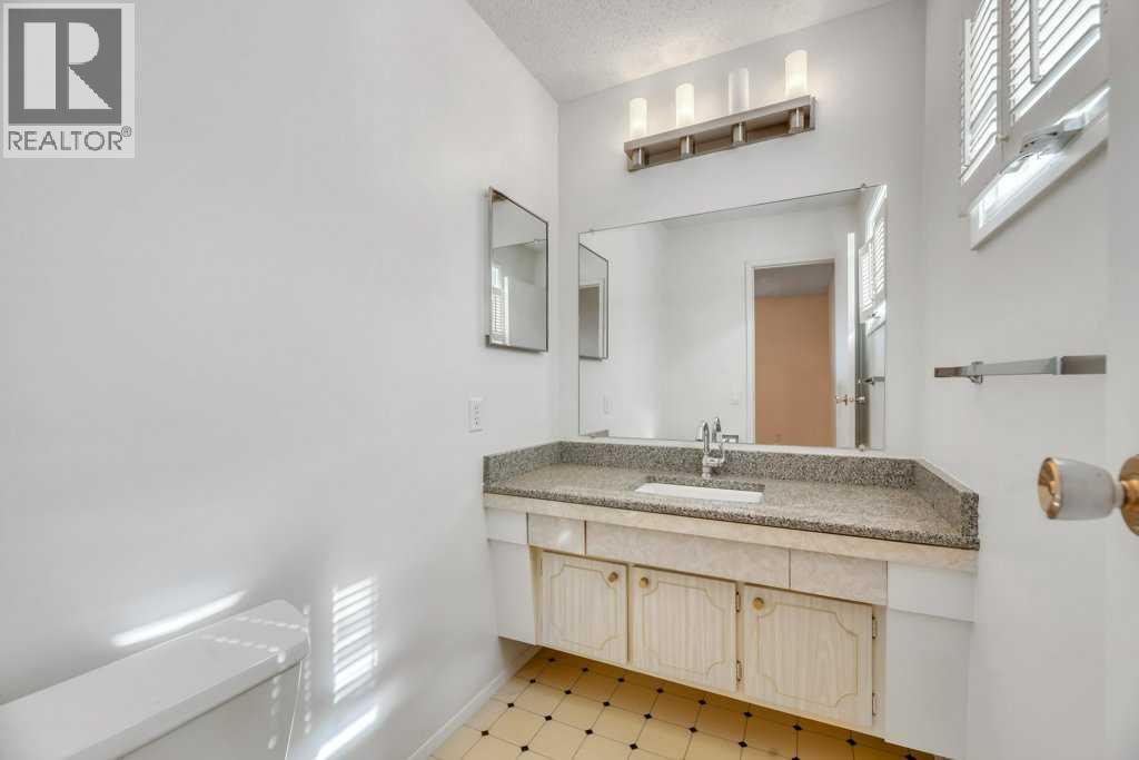 2pc Ensuite off Primary