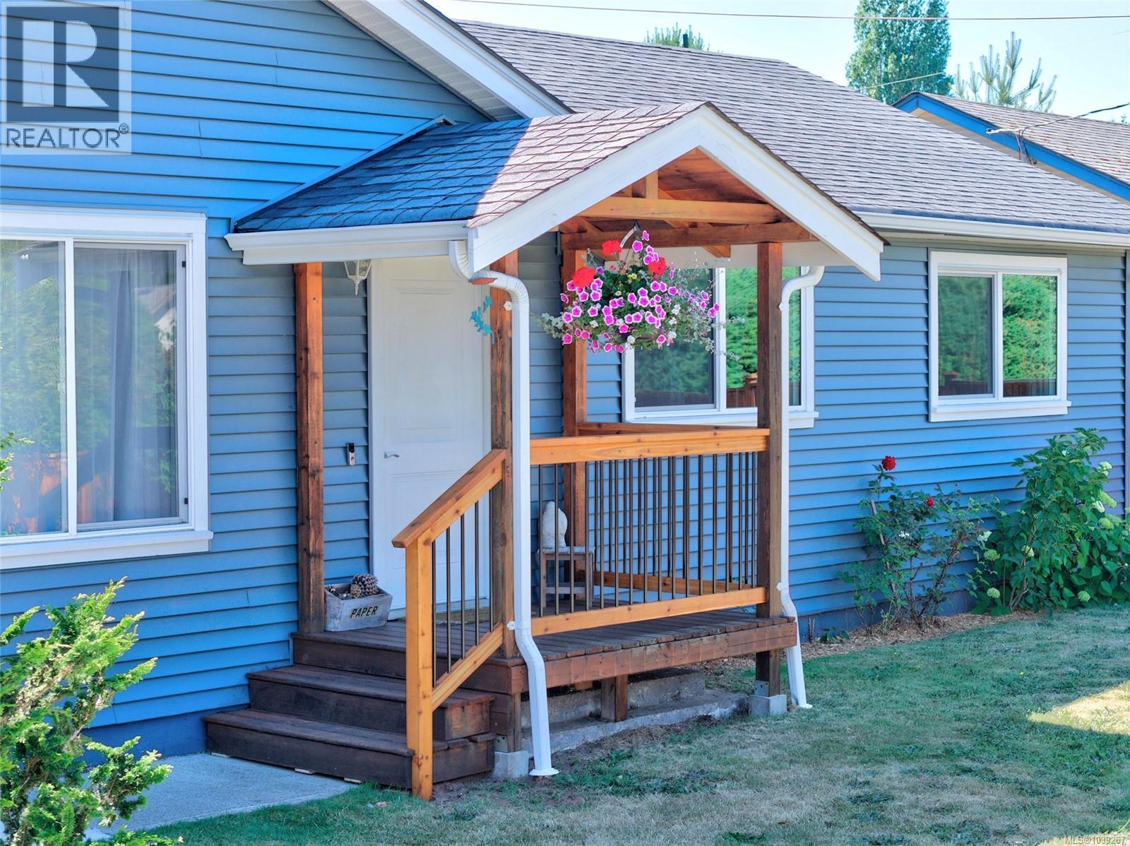 375 Temple St - 12
