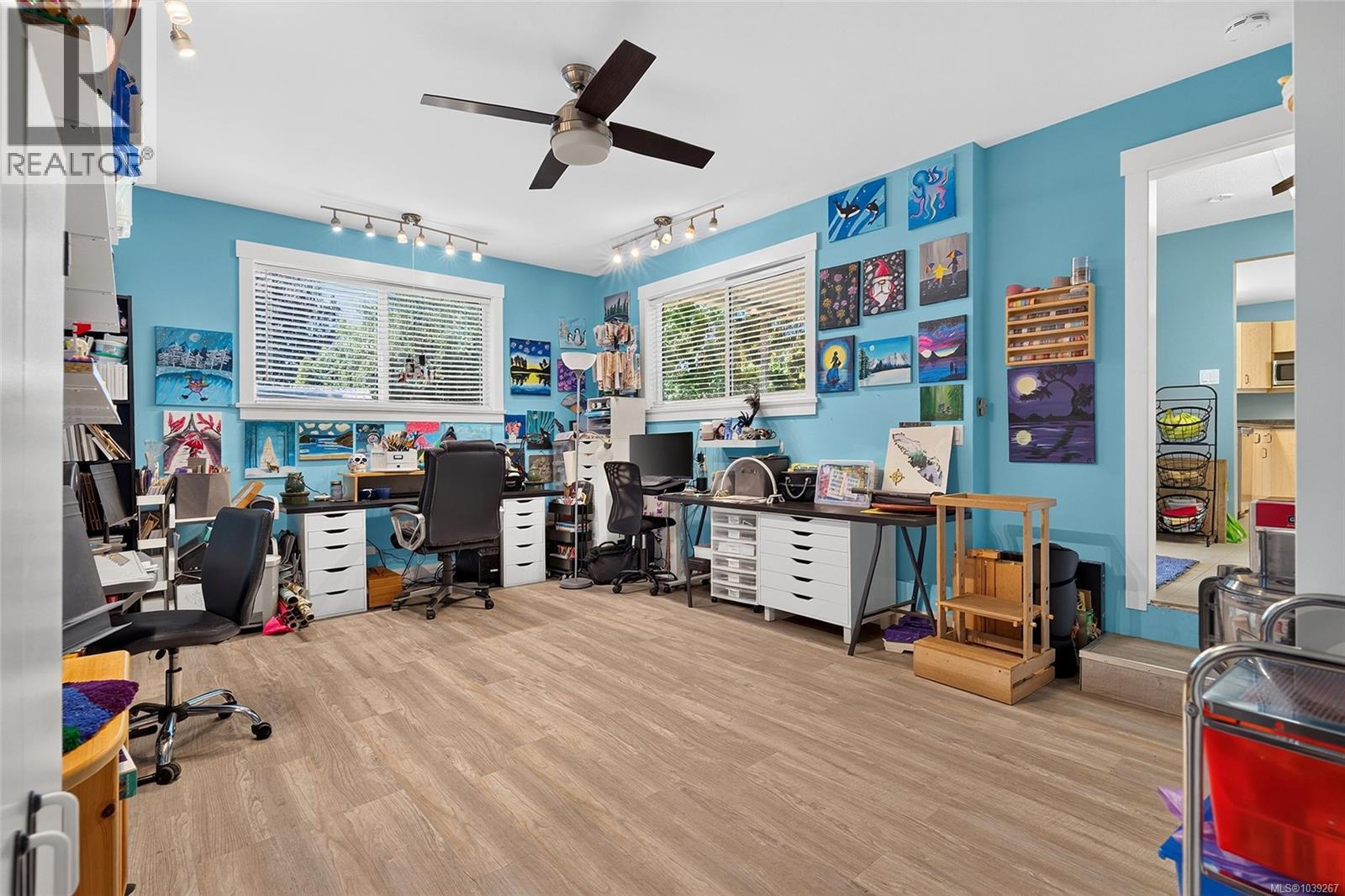 375 Temple St - 20