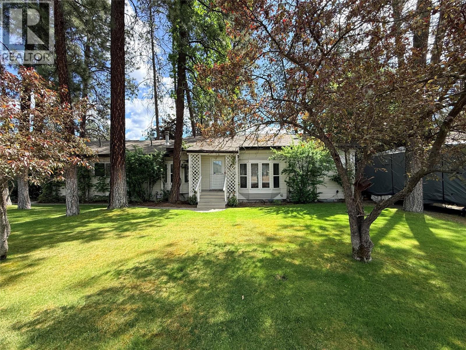 6240 Vine Road - 1