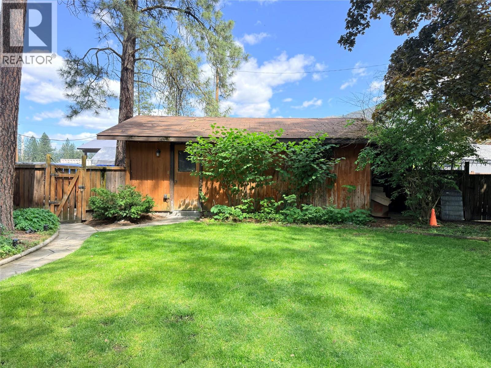 6240 Vine Road - 48