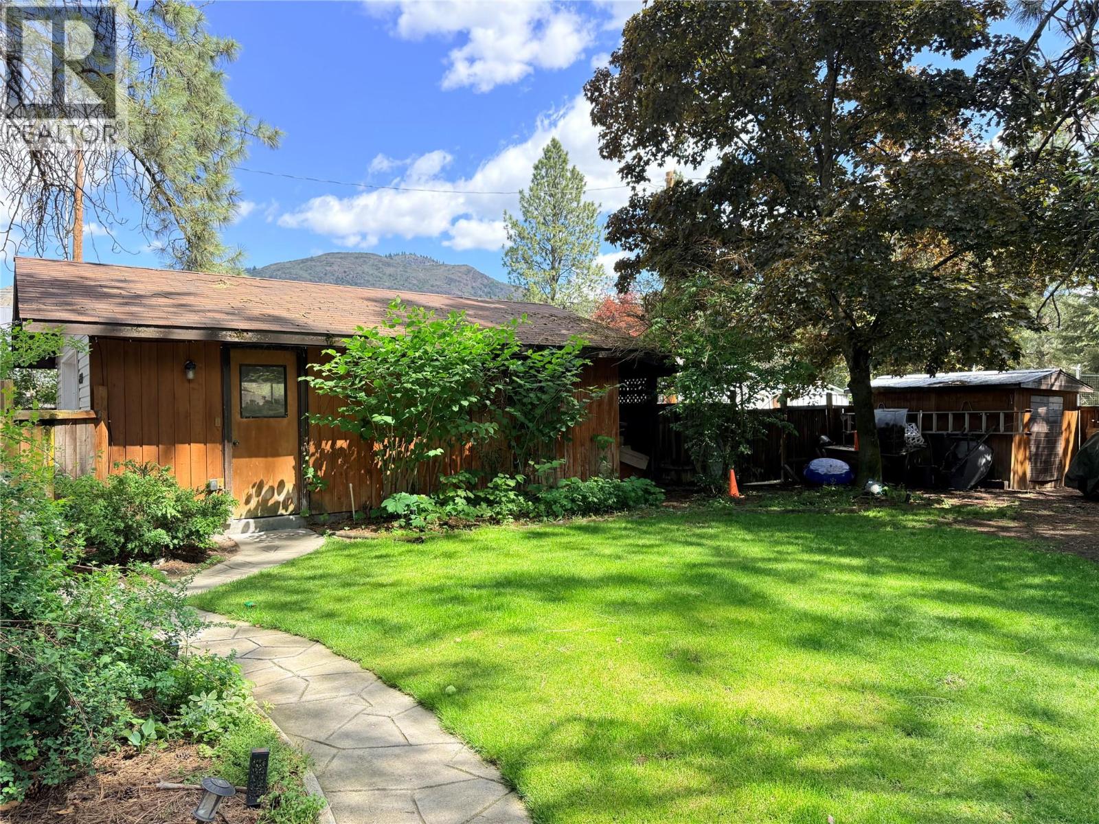 6240 Vine Road - 44