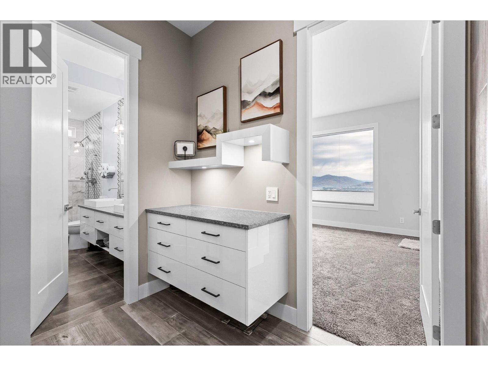  1088 Clarance Avenue, Kelowna