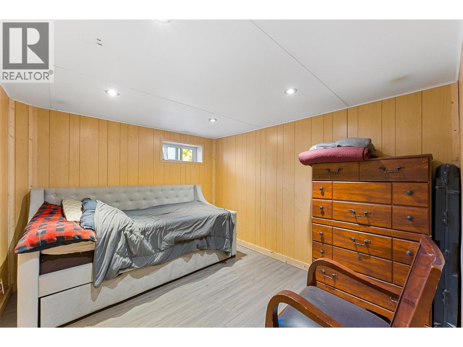 508 Eckhardt Avenue E, Penticton - Image 1