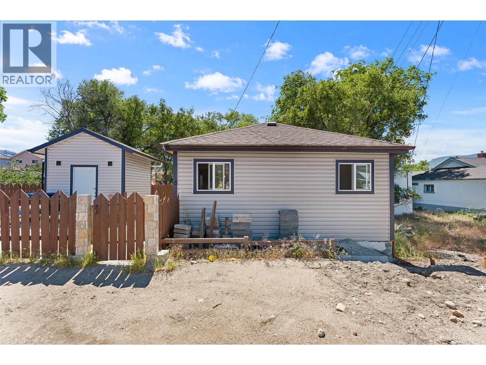508 Eckhardt Avenue E, Penticton - Image 1