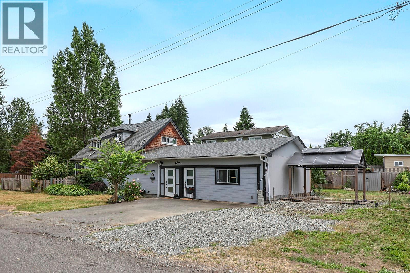 3863 Howard Ave - 1