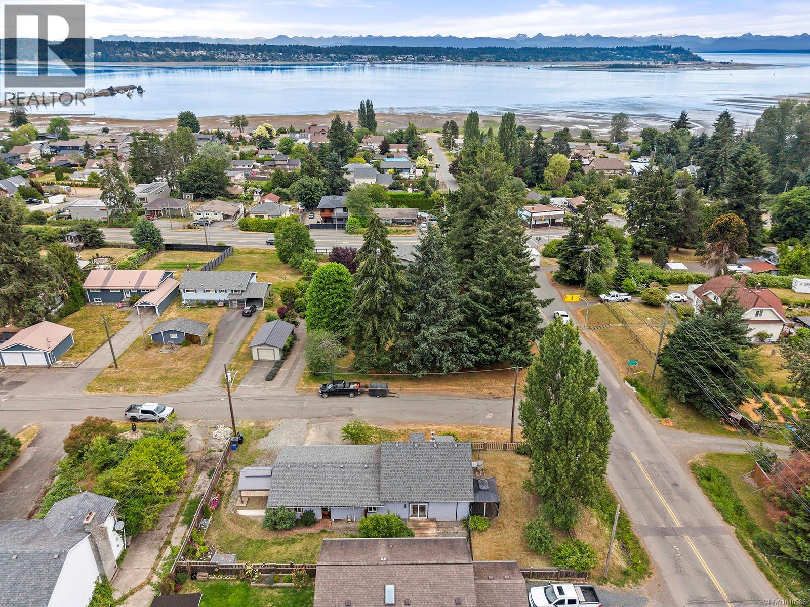 3863 Howard Ave - 10